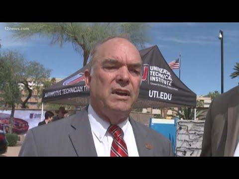 Former Arizona lawmaker Don Shooter on life support