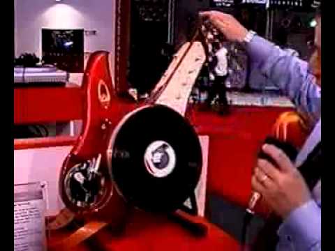 Groovecaster Turntable Guitar Hybrid