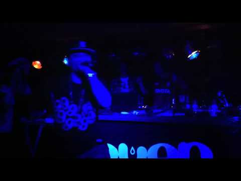 Dave Uno Live "Desahogo" @ Black Fever