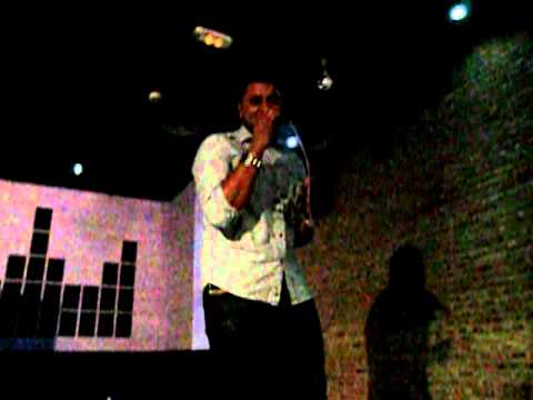 Mika Mendes en Madrid Abril 2011, 3ª canción