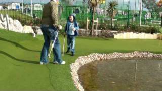 preview picture of video 'Crazy Golf Ball Falling Into Water'