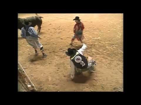 Blister bucks Ty Murray - 00 PBR Ft. Worth