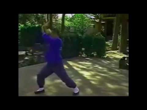 Teruo Chinen - Goju Ryu Kata - Kururunfa Jundokan