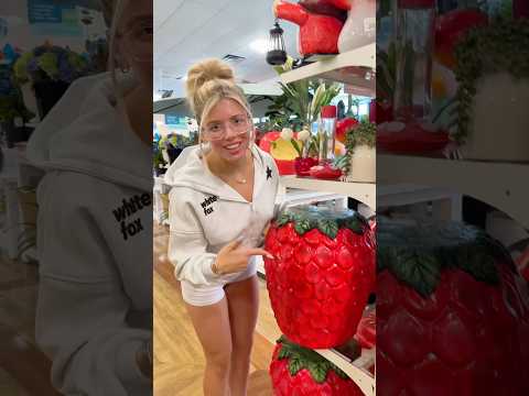 Happy wife happy life.. 😅 #shorts #couple #challenge #shopping