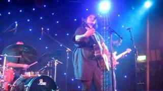 Anika Moa - In Swings The Tide (Live)