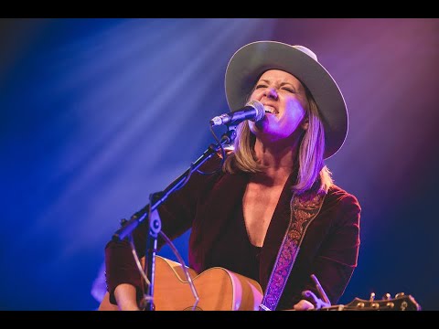 Jamie Lin Wilson "South Texas Girl" Performance Only - Live on The Texas Music Scene