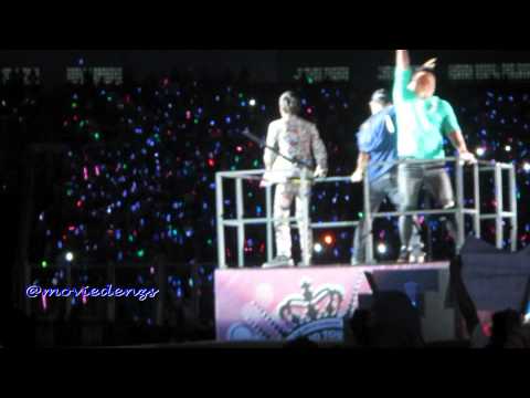 [Fancam] 120922 Super Junior (Donghae and Eunhyuk) - Oppa Oppa - SM Town in Jakarta, Indonesia