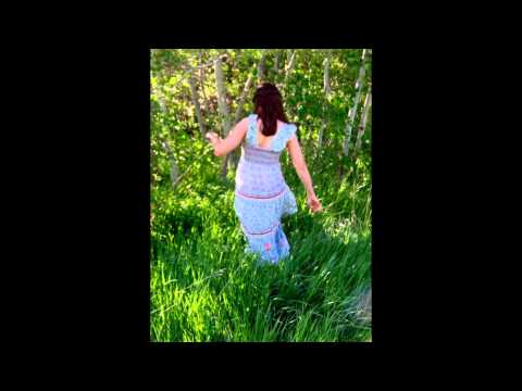 Jacquelyn Weitz sings "The Ballad of Barbara Allen" a capella