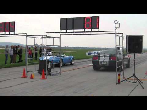 141005 Mustang vs Shelby Cobra