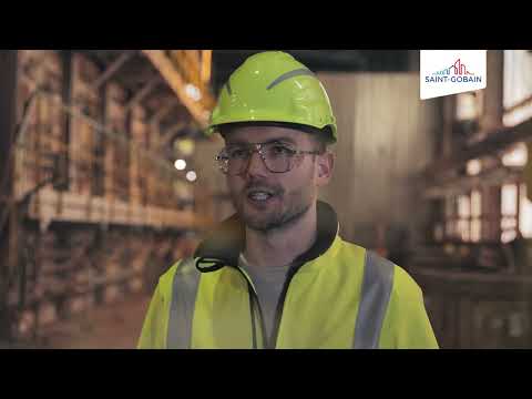 Hydrogen Trials Help Decarbonize the Glass Industry | Air Products