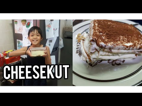 Humaira making cheesekut cake