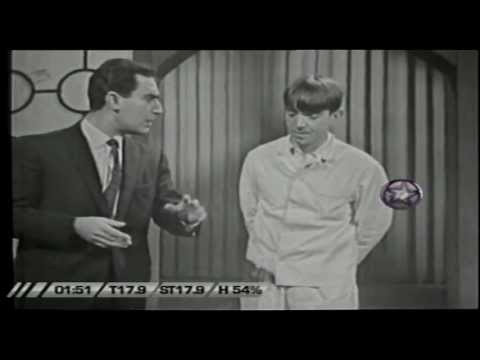 Carlitos Balá y Juan Carlos Calabró en El Hombre de Buenos Aires - El Albañil (1965)