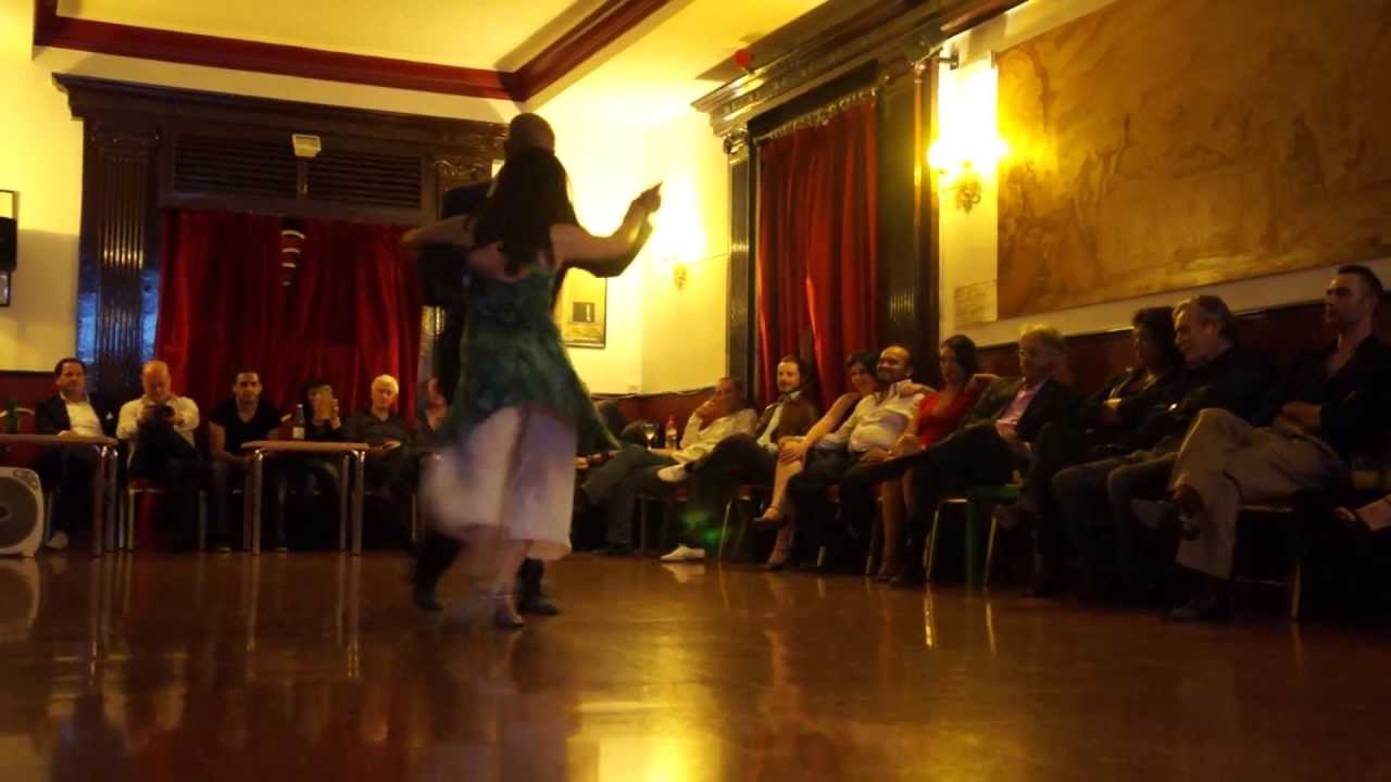 Martín Soisa y María Martínez - "Sacachispas"