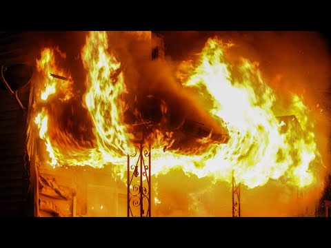 107 Shepard Street. Buffalo Fire department going to work.