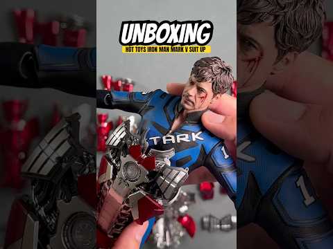 Unboxing: Hot Toys Marvel Studios Iron Man 2 - Iron Man Mark V Suit Up (Deluxe Set) #marvel #ironman