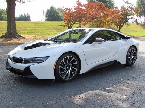 BMW i8 Video Review