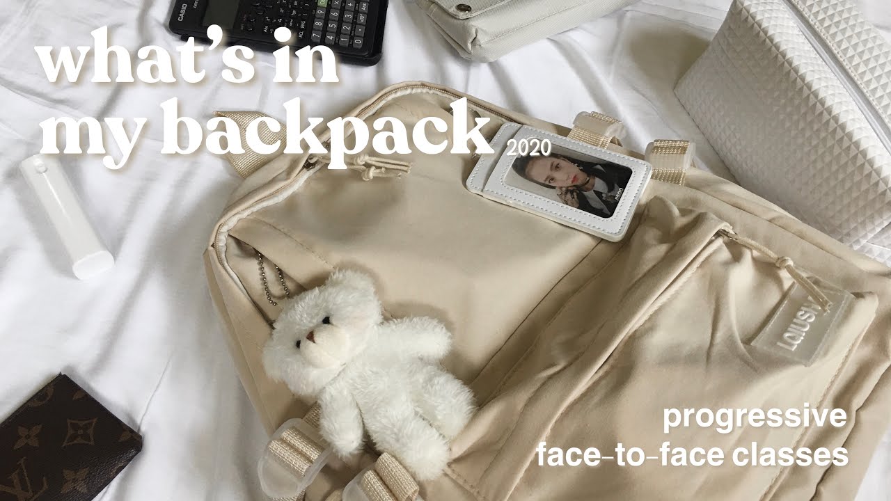 what’s in my backpack 🧸 minimal and aesthetic ♡