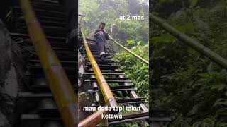 Download lagu Mau ketawa tapi takut dosa #ngakak #licin #lucu #hujan mp3