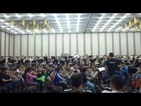 Orquesta Nacional Infantil de Venezuela.. Sinfonía Nº 1 en Re mayor ( Titán ) - Gustav Mahler