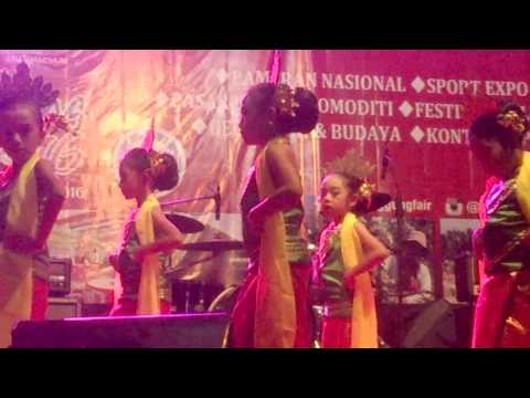 Natya Lakshita Temanggung - Joged Osing @Temanggung Fair 2016