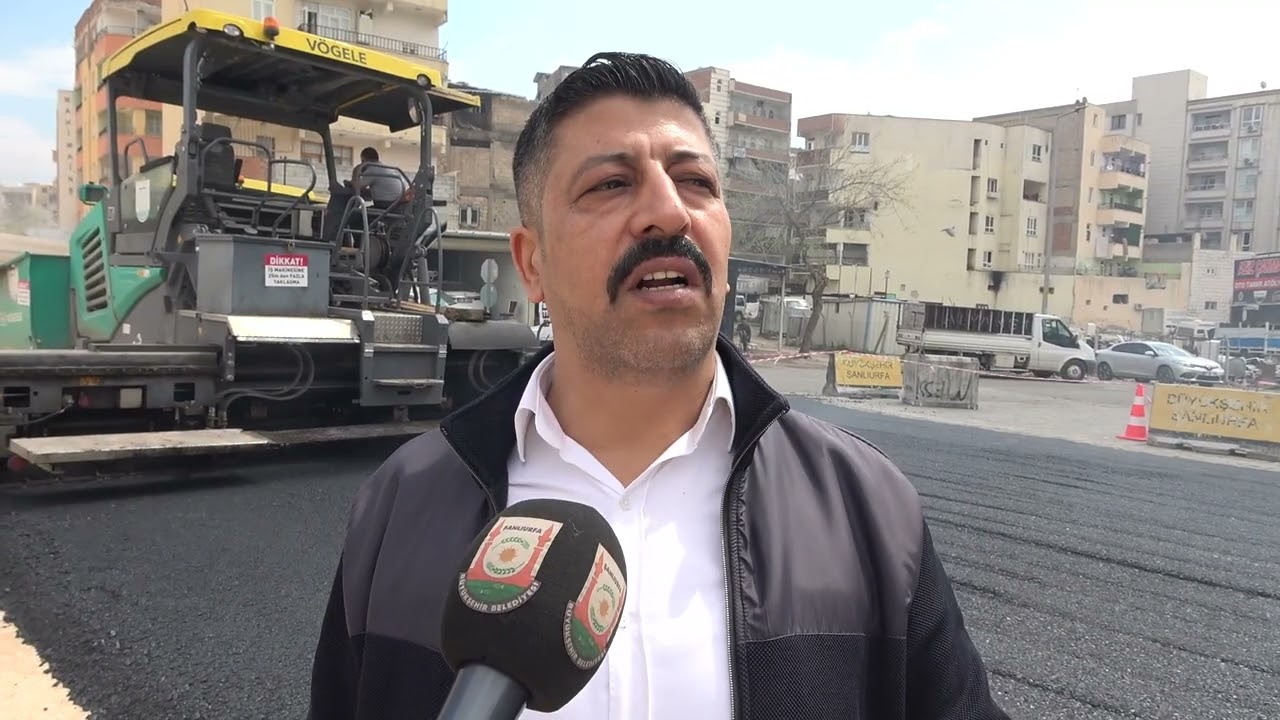 ŞANLIURFA’DA 25 METRELİK YOL PROJESİNDE ASFALT ÇALIŞMALARI BAŞLADI