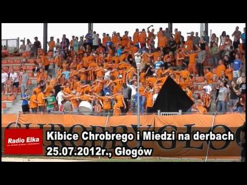 Kibice Miedzi Legnica i Chrobrego Głogów na derbach w Pucharze Polski