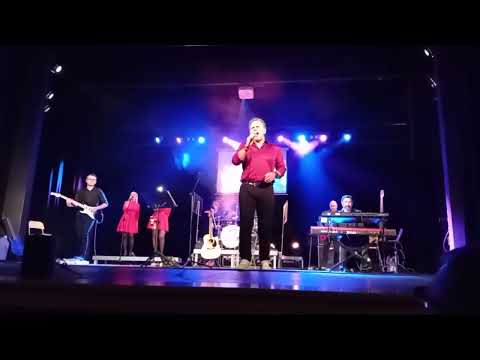 Jakub Smolík - Stýská se mi lásko má (live)