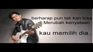 Download lagu kau memilih dia cakra khan lyrics mp3