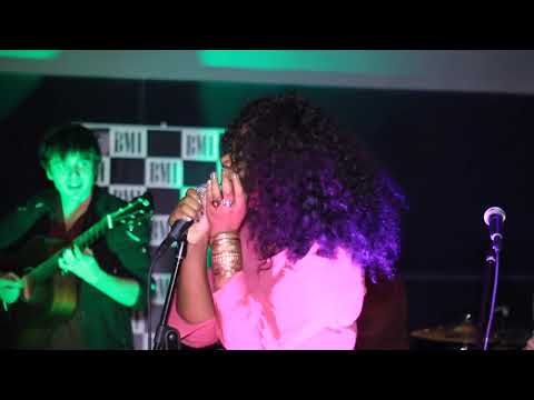 I'm Not A Minor Singer's Showcase Rolynne Anderson singing London Bridges