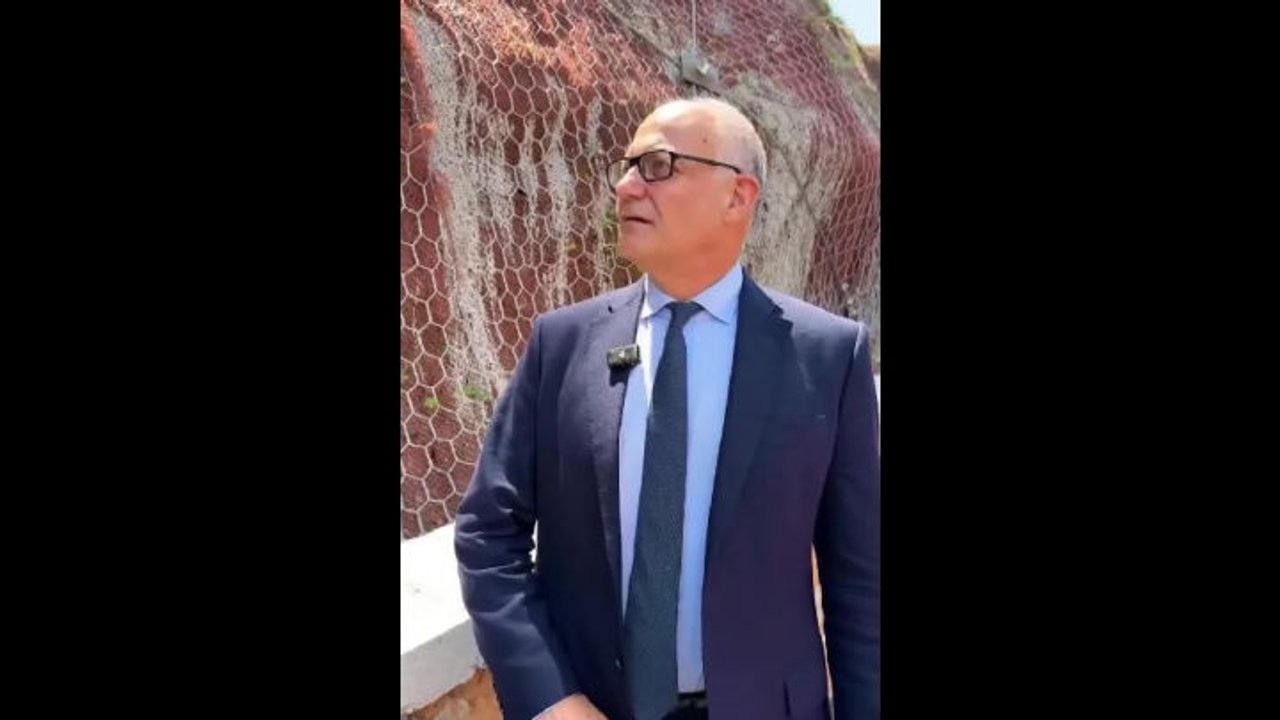Gualtieri annuncia la fine dei lavori in via Salaria dopo la frana: Intervento molto atteso