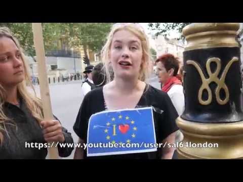 UK: Anti Brexit protesters outside Downing Street 24. 06. 2016