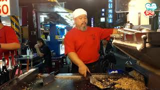 [問卦] 不會翻鍋炒的人 跟人家賣三小炒飯