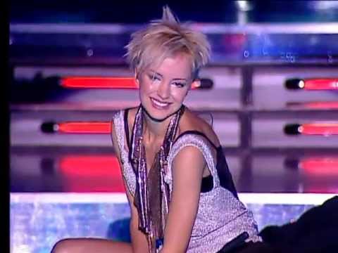 Milena Vucic - Stereo veza - (Live) - Radijski Festival 2008