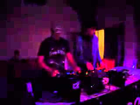 Sebastian Deluca & T-zee - Magnum Prague 11.7.2014 ..