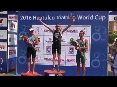 Celebra Huatulco la Copa Mundial de Triatlón 2016.