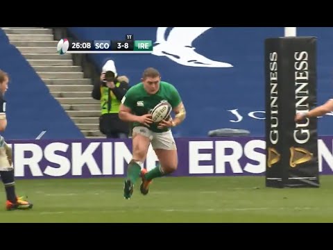 Tadhg Furlong side step leaves Scotland players on their backsides