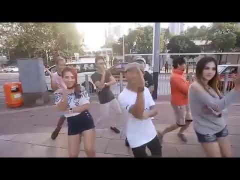 Goyang temon holic nella kharisma