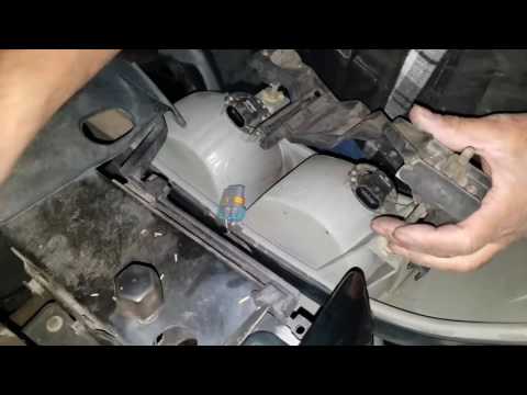 GMC Sierra 2000-2006 How to replace headlight Low Beams with LED bulbs 9006