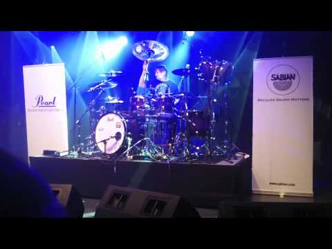 Ray Luzier @ Musikmesse 2013 drum solo