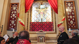 preview picture of video 'Apertura loggia altare del S.S. Crocifsso per l'esposizione solenne-Castiglione in Teverina (VT)'