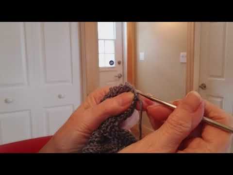 Viking Shield Shawl close-up of pick up and knit