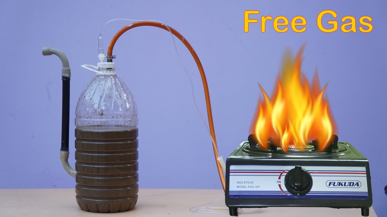 How to use Free Gas from Cow Dung in Oil Bottles | Small biogas plant from Cow Dung