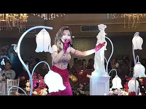 Ai Jiang Shan Geng Ai Mei Ren.  Esther Helen ft Hitado Entertainment.