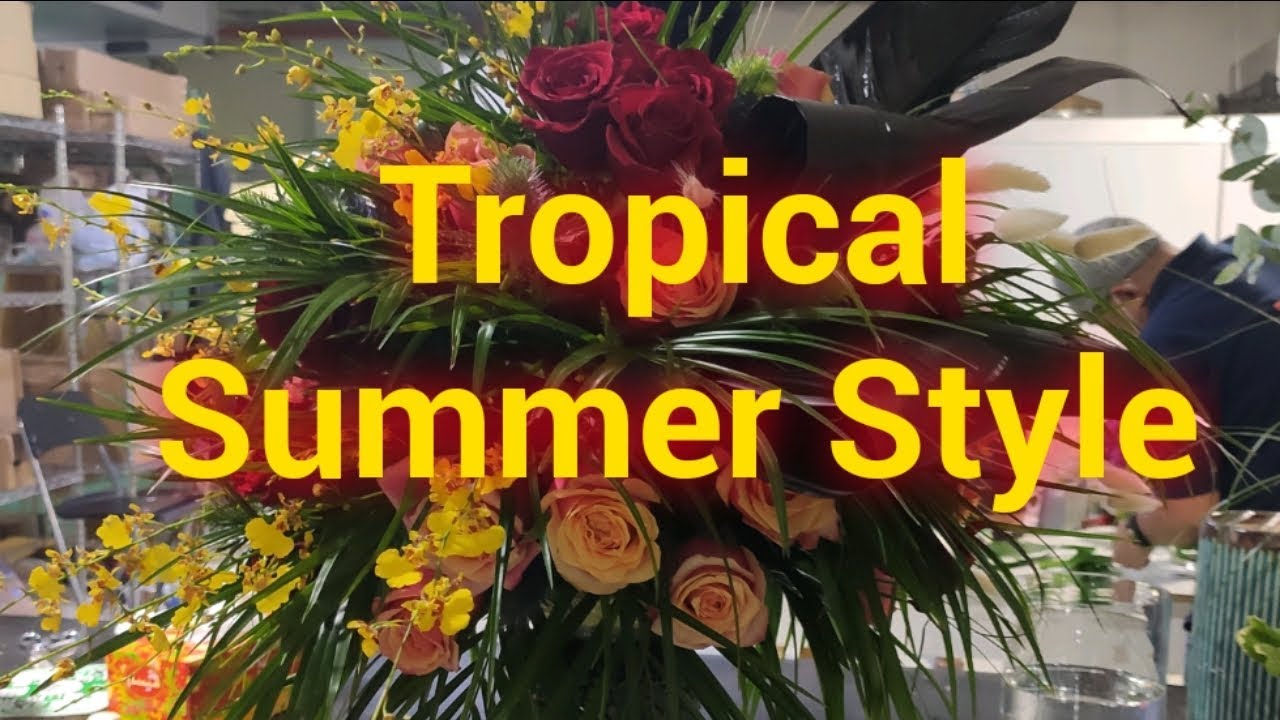 Tropical summer Style #florist #ofwflorist #floristry #flowers #floraldesigner #arrangements