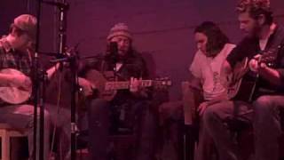 charlie parr + the black twig pickers - ain&#39;t no grave gonna hold my body down