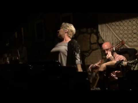 Casa da Mariquinhas - A Atuação