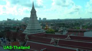 preview picture of video 'Wat Pak NamTemple (Monks Walk)'