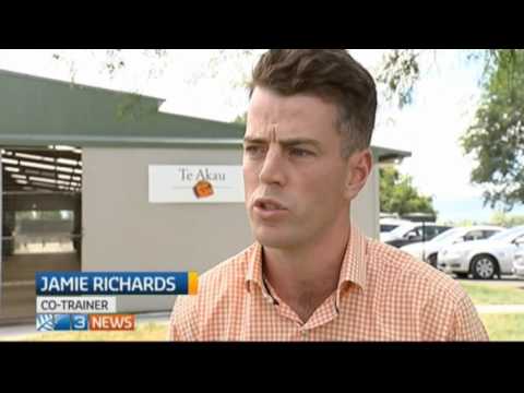 3 News Xtravagant Xmas - TV3 25th December 2015