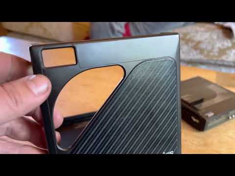 VINTAGE 1986 Technics Portable CD player SL-XP7 and case SH-CDB7