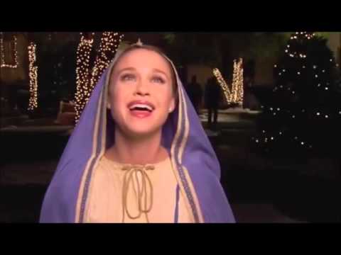 download lagu mp3 mp4 Glee Cast Bloopers, download lagu Glee Cast Bloopers gratis, unduh video klip Glee Cast Bloopers
